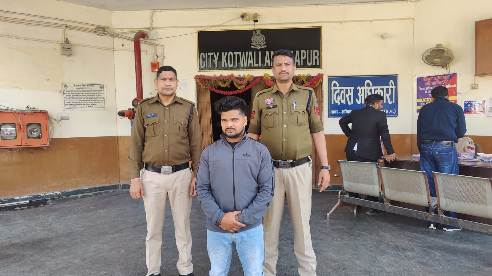 अवैध ऑनलाइन सट्टा प्रकरण में शामिल आरोपी गिरफ्तार, कर भेजा गया न्यायिक अभिरक्षा में&nbsp; : थाना कोतवाली